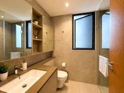 Penrose (D14), Apartment #593538191